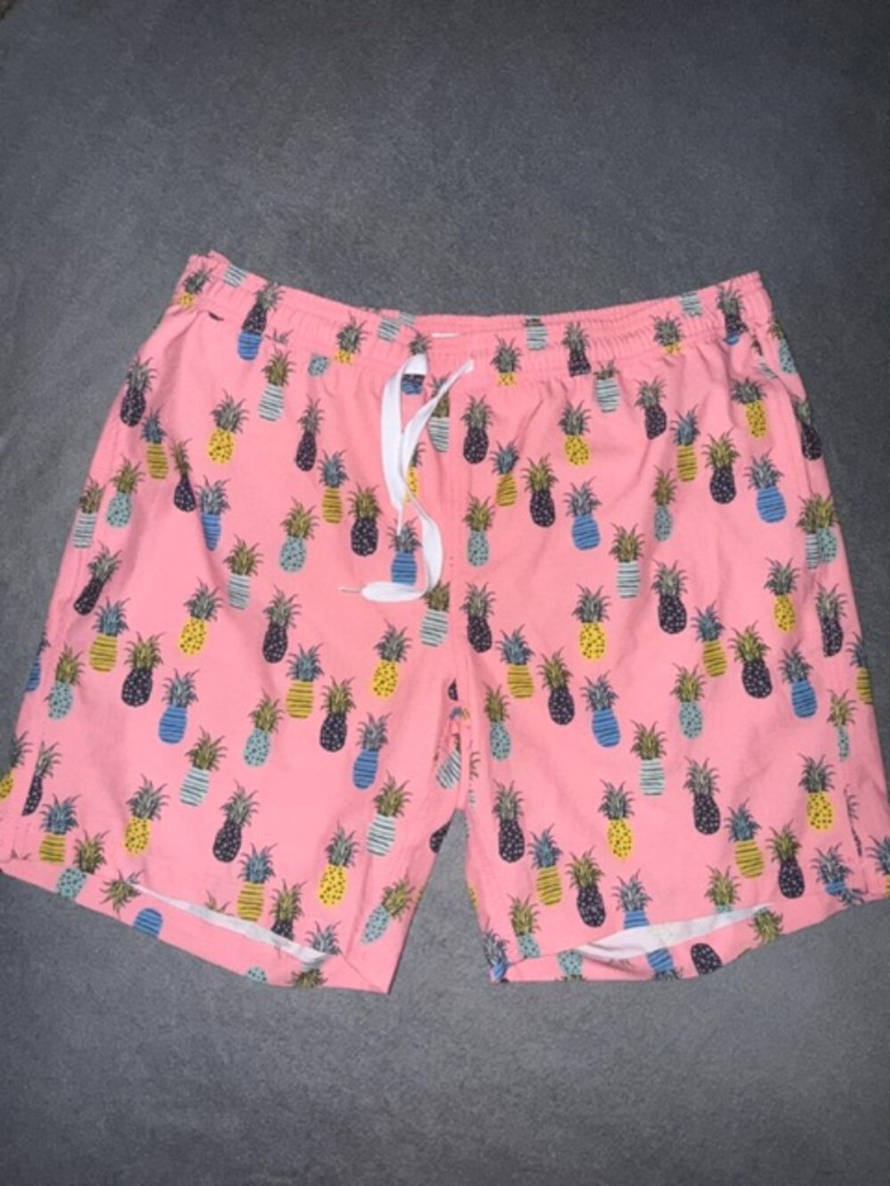 Maamgic Men's Swim Trunks Size XL Pink Pineapples Pocket Drawstring